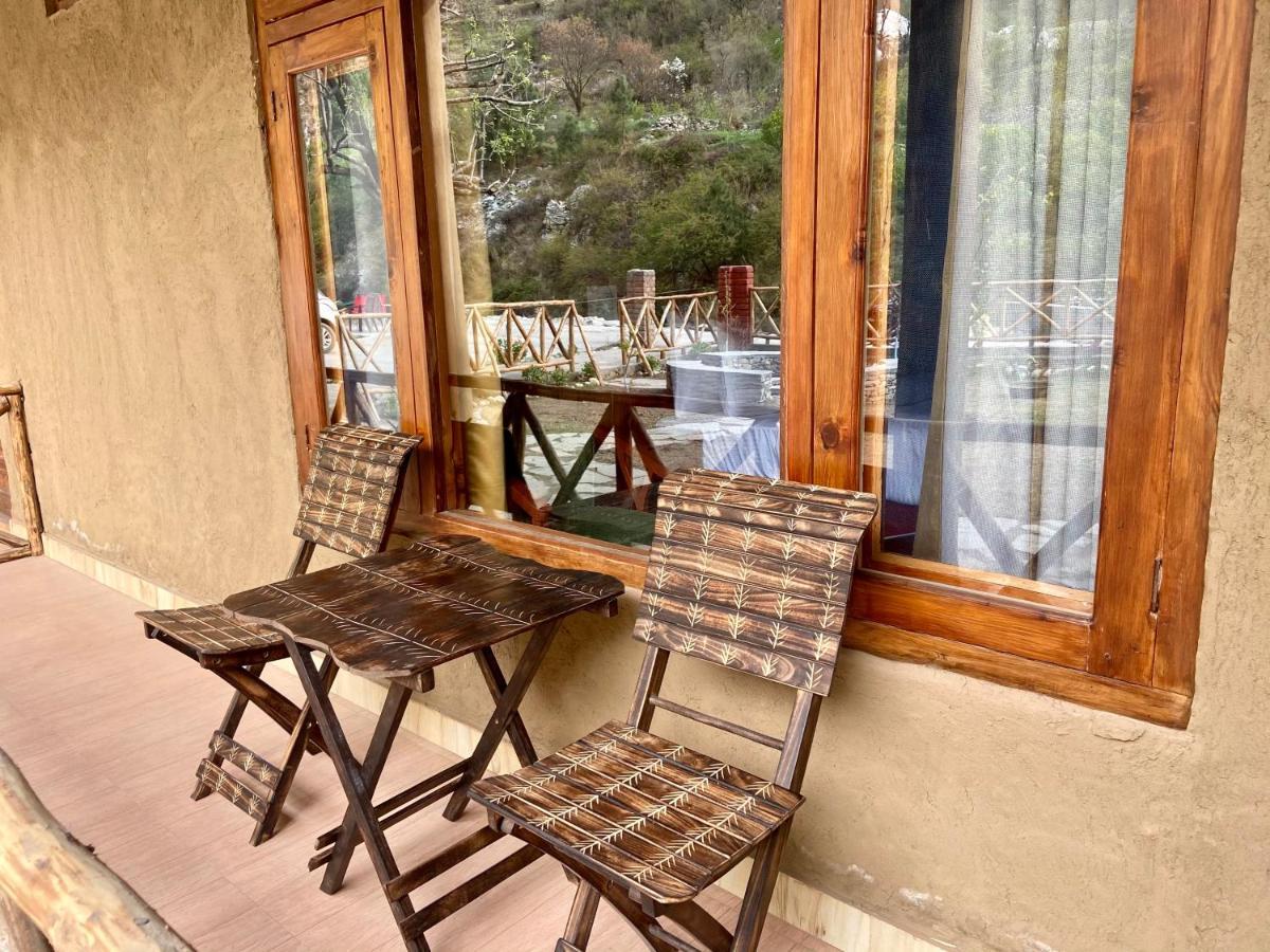 Shivadya Tirthan - Tirthan Valley Gushaini Exterior photo