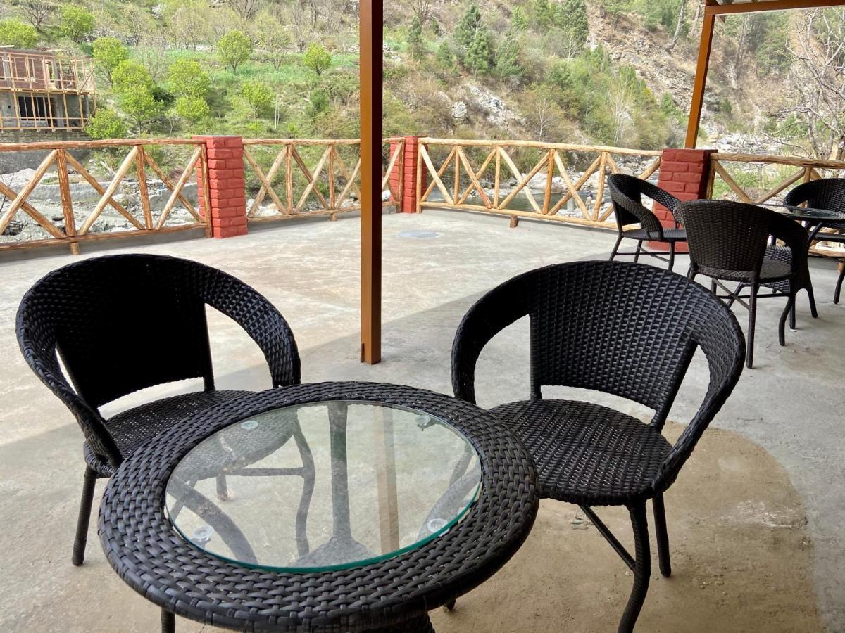 Shivadya Tirthan - Tirthan Valley Gushaini Exterior photo