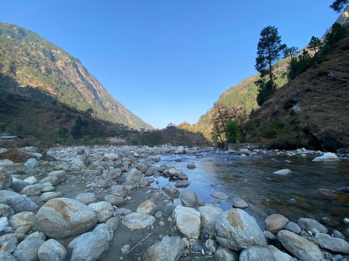 Shivadya Tirthan - Tirthan Valley Gushaini Exterior photo