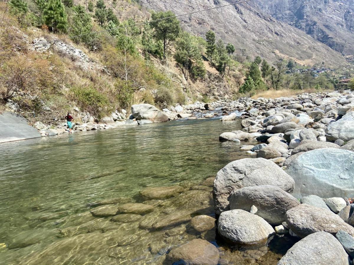 Shivadya Tirthan - Tirthan Valley Gushaini Exterior photo