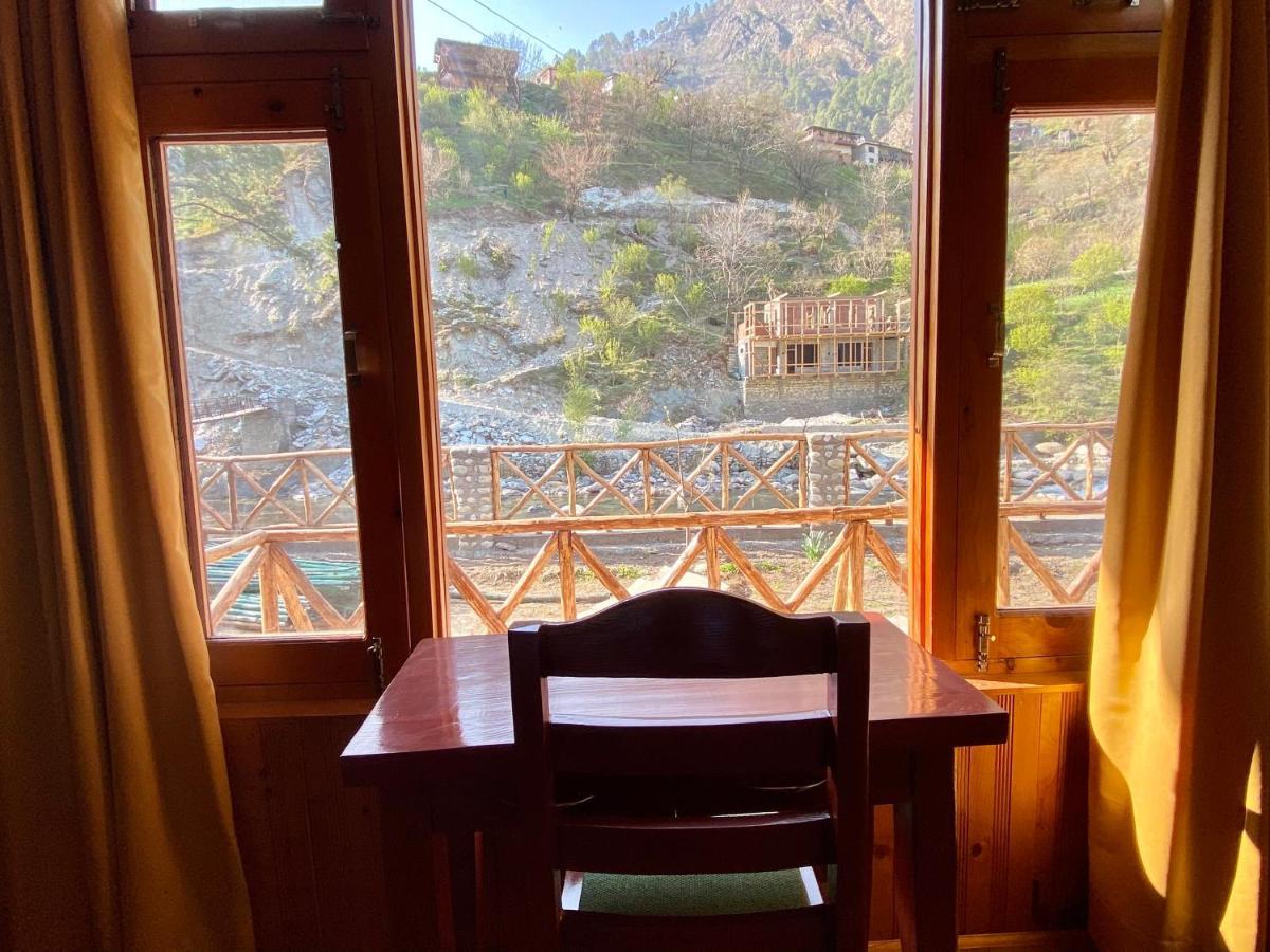 Shivadya Tirthan - Tirthan Valley Gushaini Exterior photo