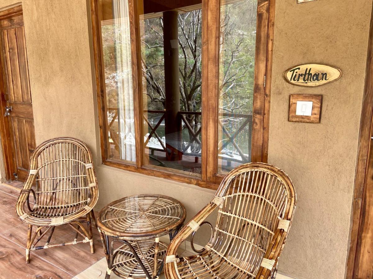 Shivadya Tirthan - Tirthan Valley Gushaini Exterior photo