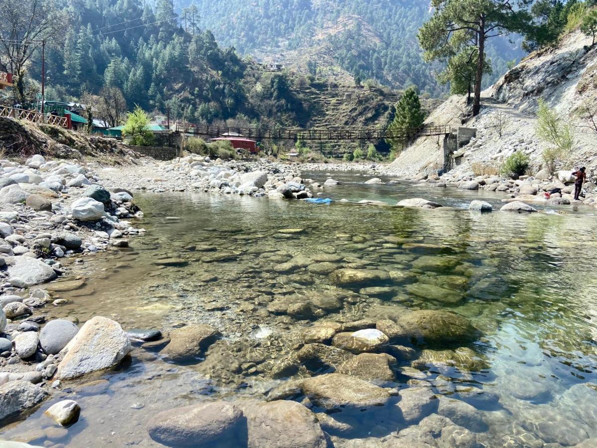Shivadya Tirthan - Tirthan Valley Gushaini Exterior photo