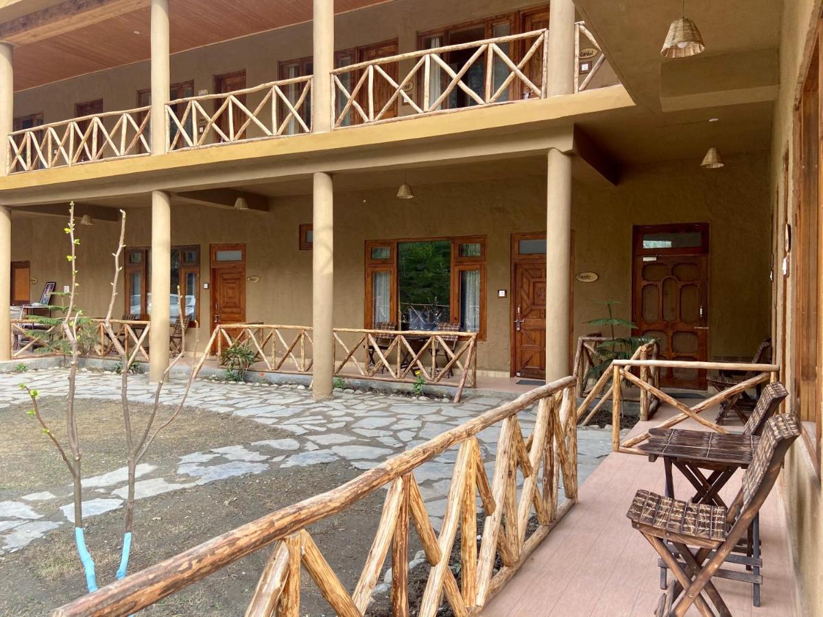 Shivadya Tirthan - Tirthan Valley Gushaini Exterior photo