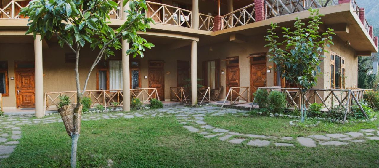 Shivadya Tirthan - Tirthan Valley Gushaini Exterior photo