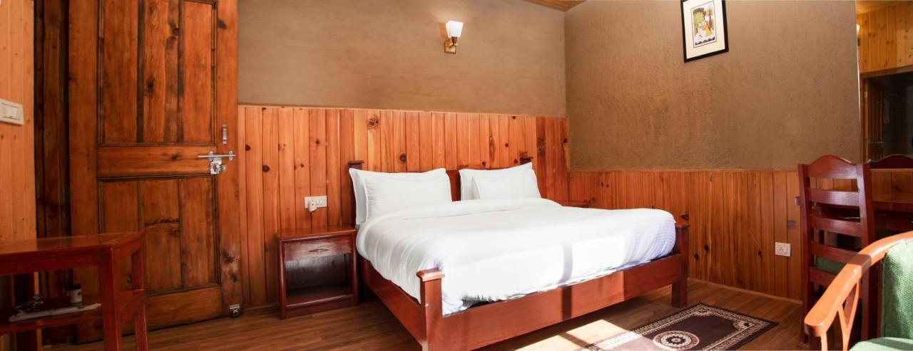 Shivadya Tirthan - Tirthan Valley Gushaini Exterior photo