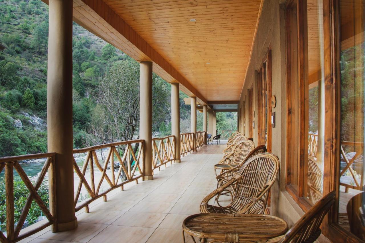 Shivadya Tirthan - Tirthan Valley Gushaini Exterior photo